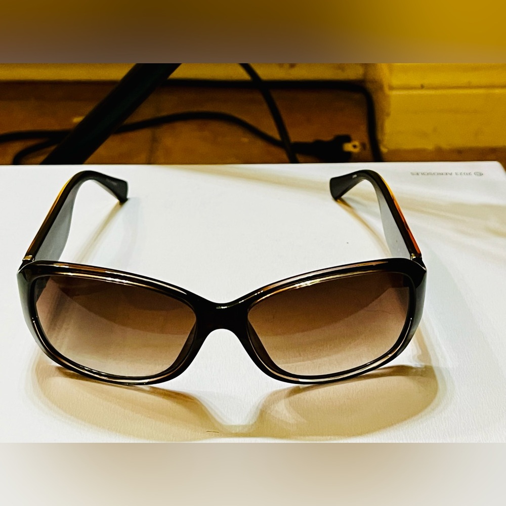 Coach Cocoa Sunglasses with Gold Detail - Picture 5 of 9